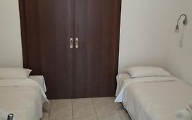 Eleni Kandilari Rooms